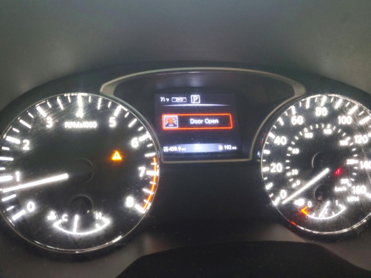 Nissan Pathfinder S