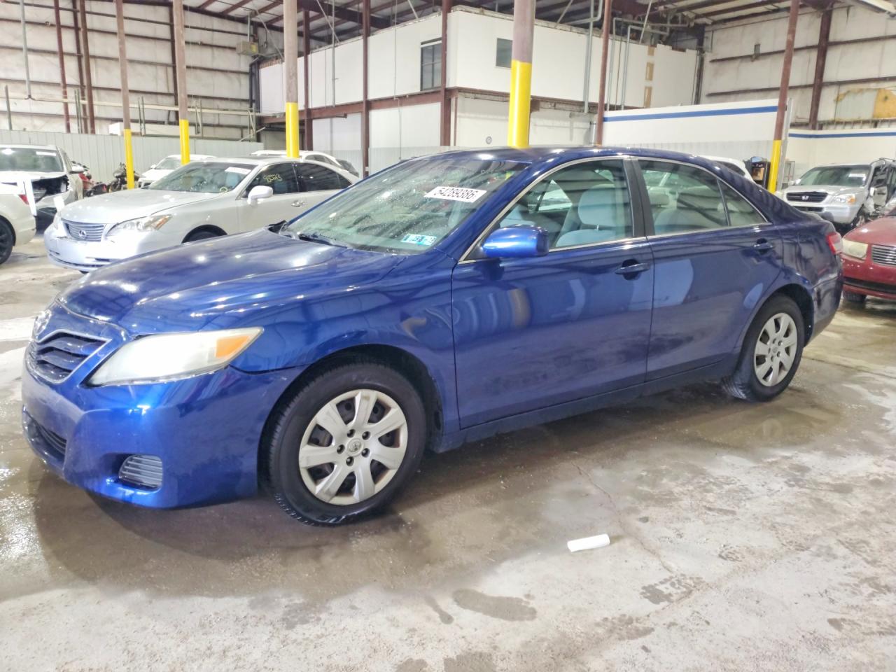 Salvage Toyota Camry Image