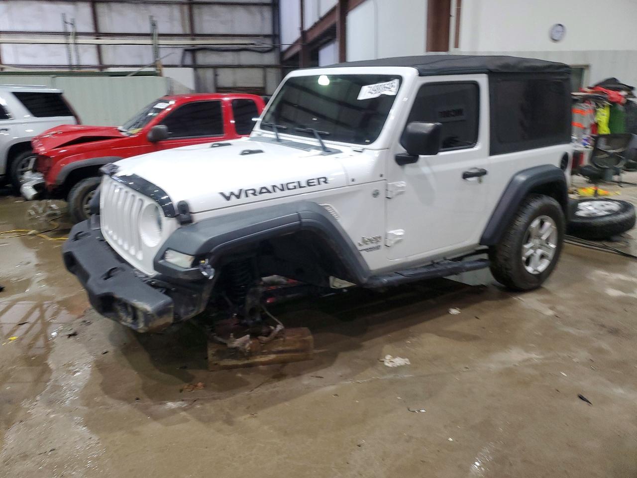 Salvage Jeep Wrangler Image