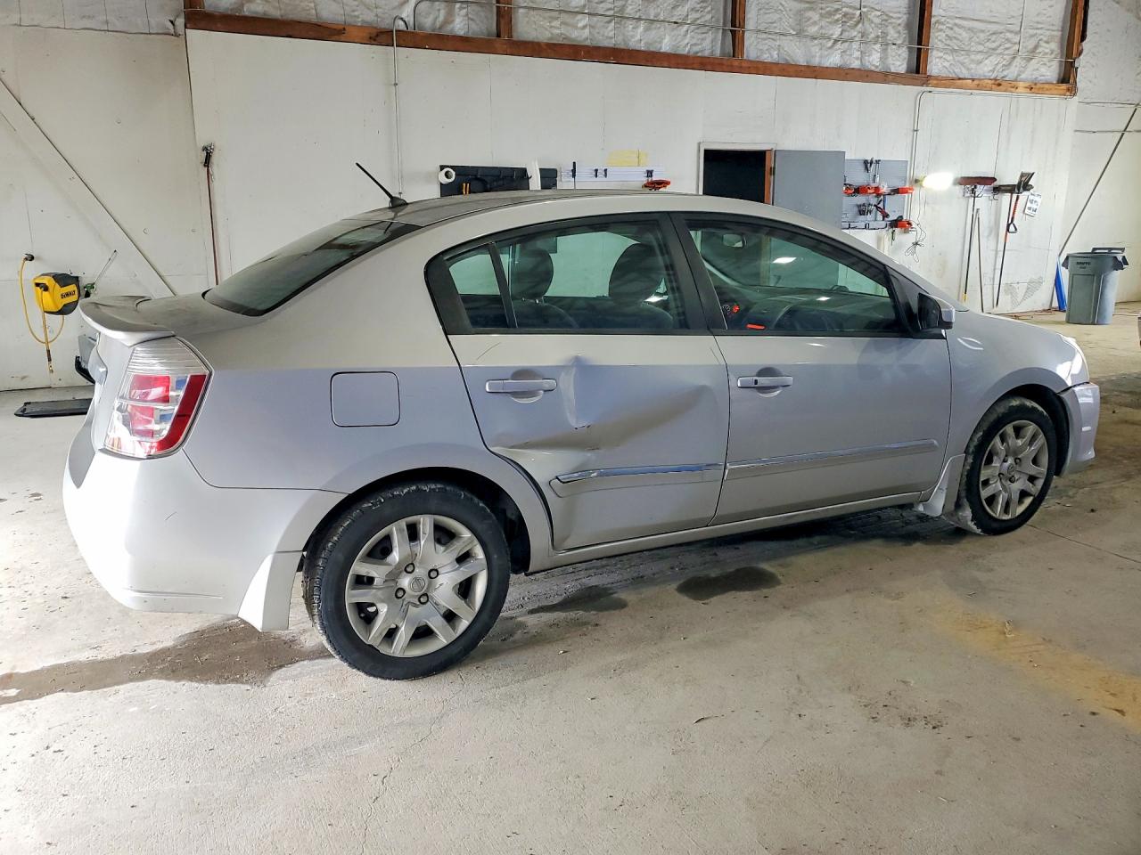 Nissan Sentra 2.0