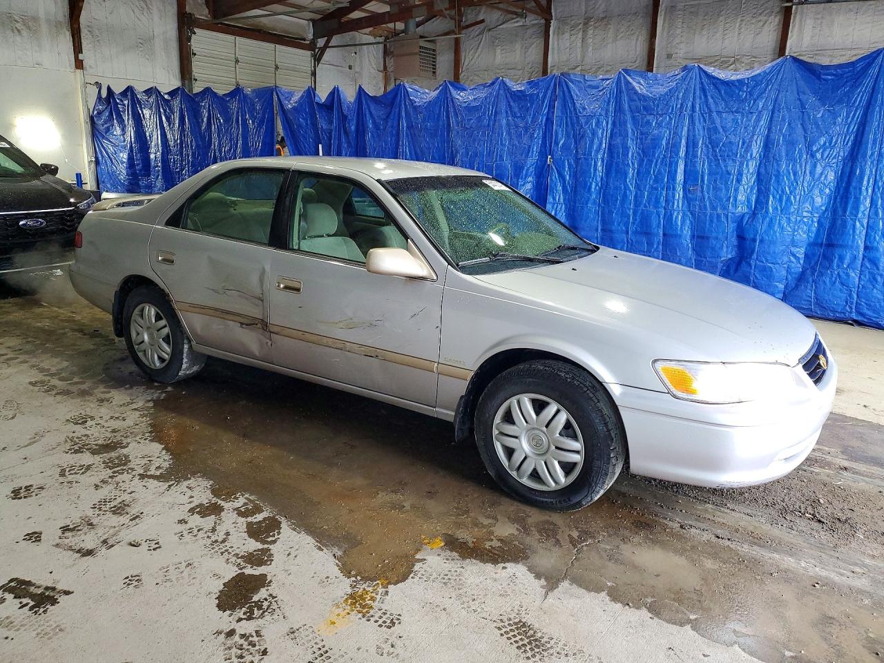Toyota Camry Le V6