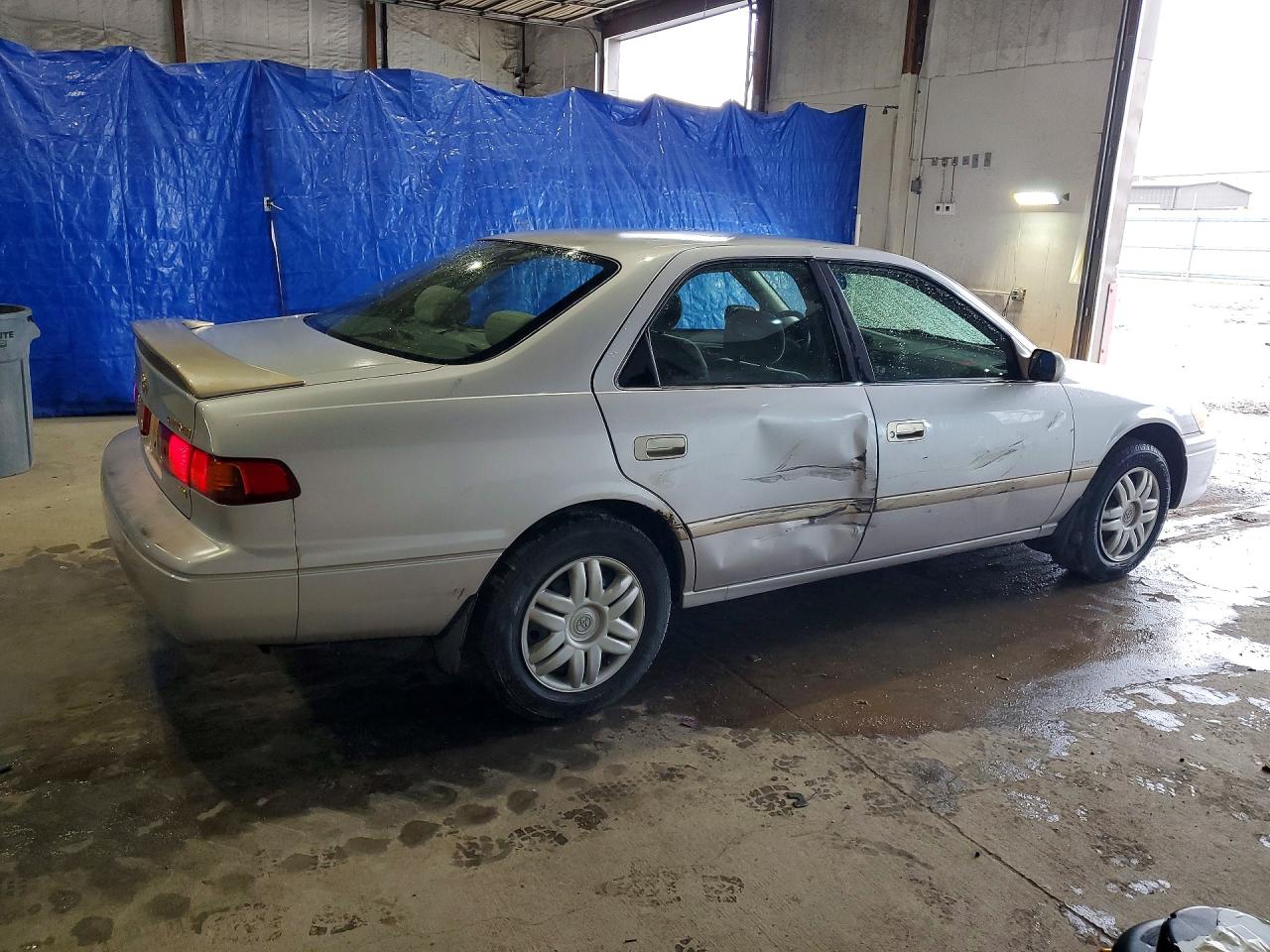 Toyota Camry Le V6