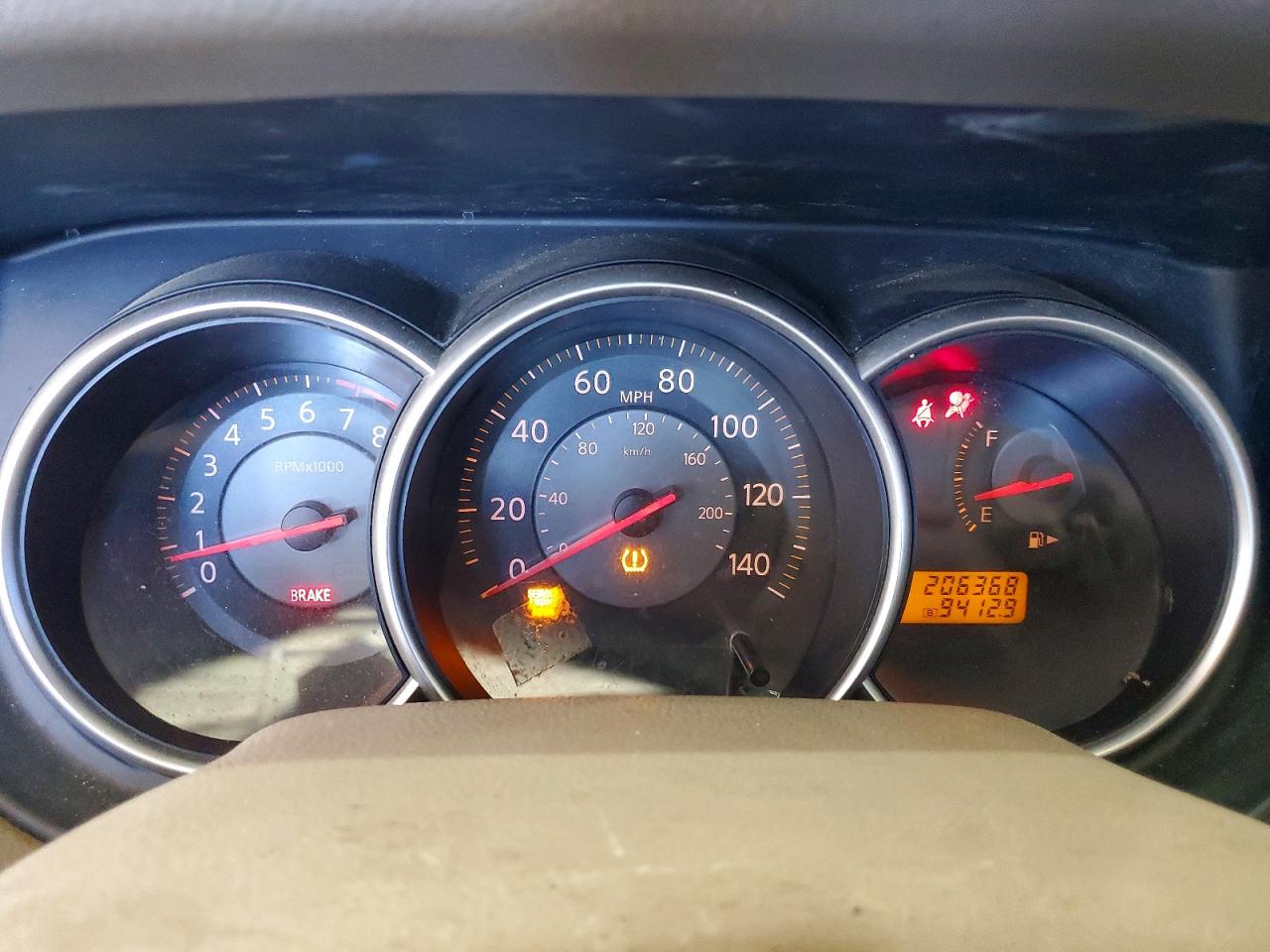 Nissan Versa 1.8 S