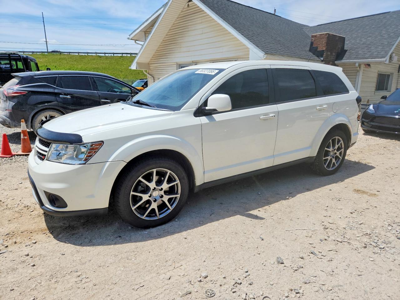 Salvage Dodge Journey Image