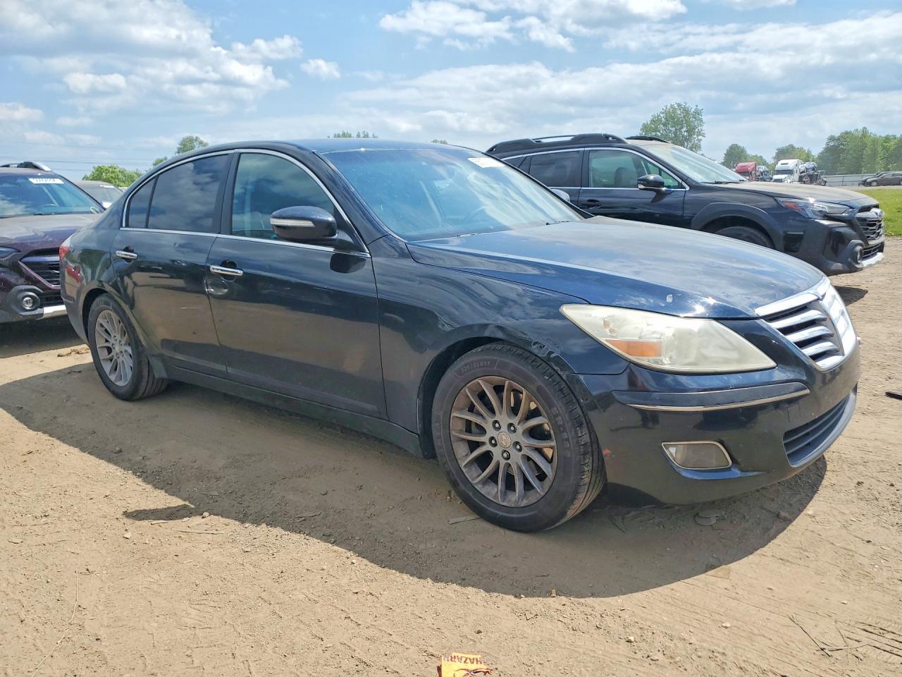 Hyundai Genesis 3.8l
