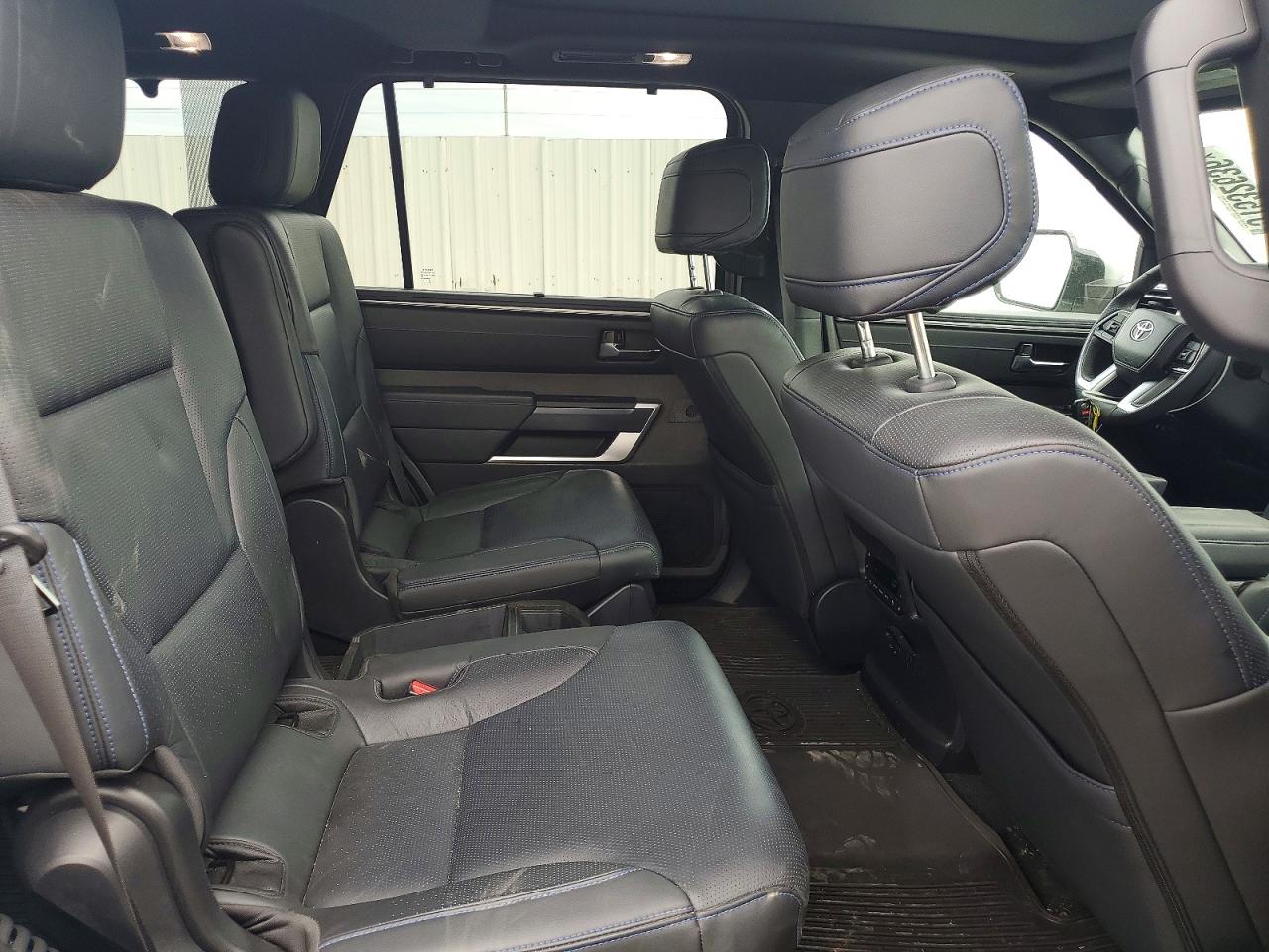 Toyota Sequoia Platinum