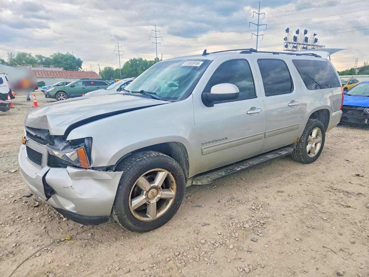 Salvage Chevrolet Suburban Image