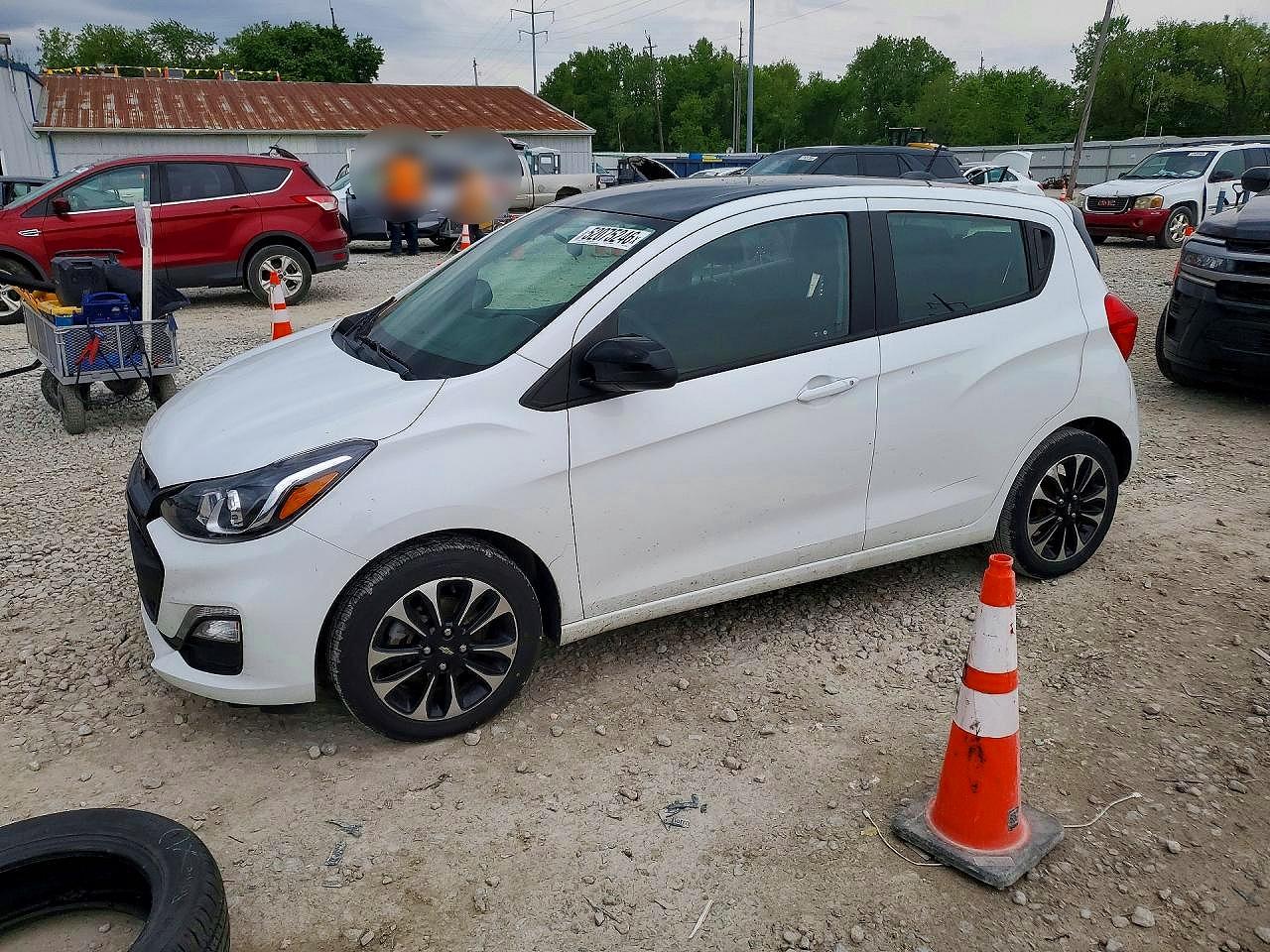 Salvage Chevrolet Spark Image