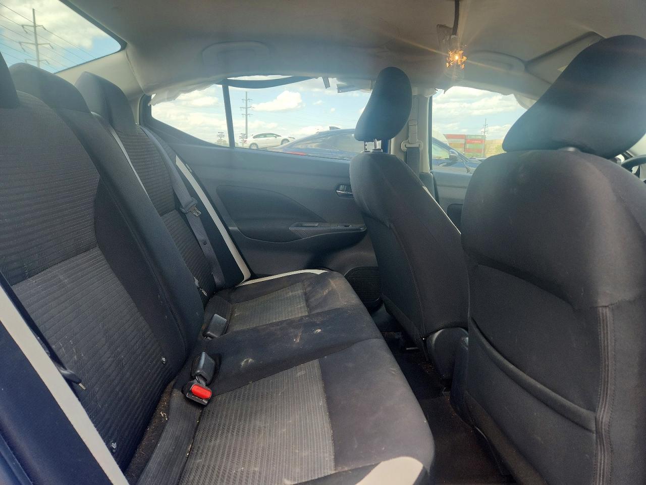 Nissan Versa Sv