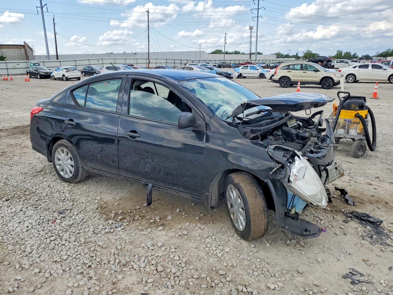 Nissan Versa 1.6 S