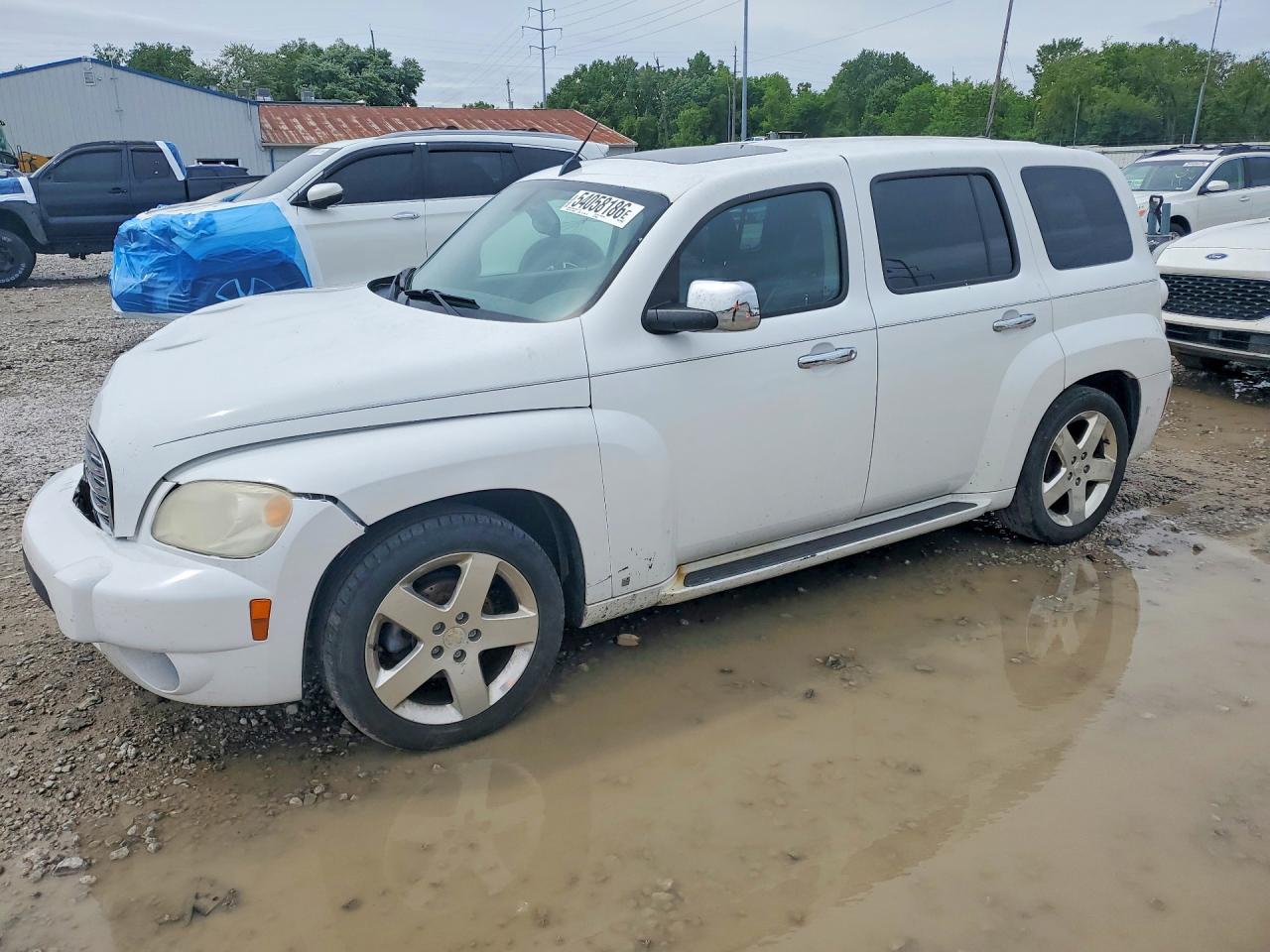 Salvage Chevrolet HHR Image