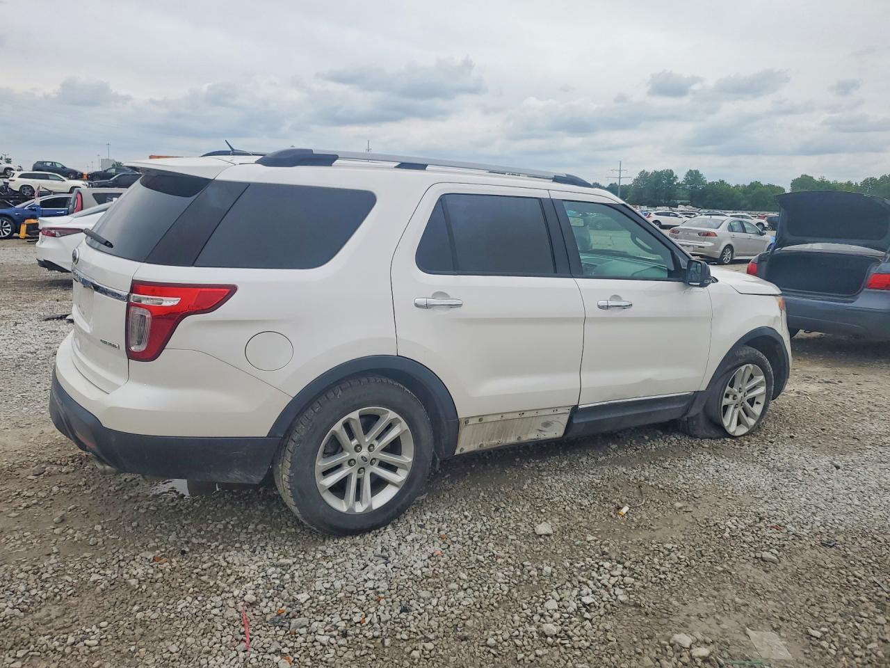 Ford Explorer Xlt