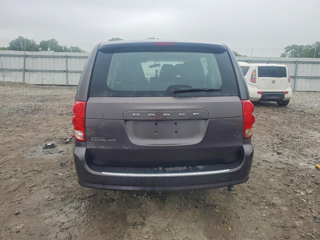 Dodge Caravan Se