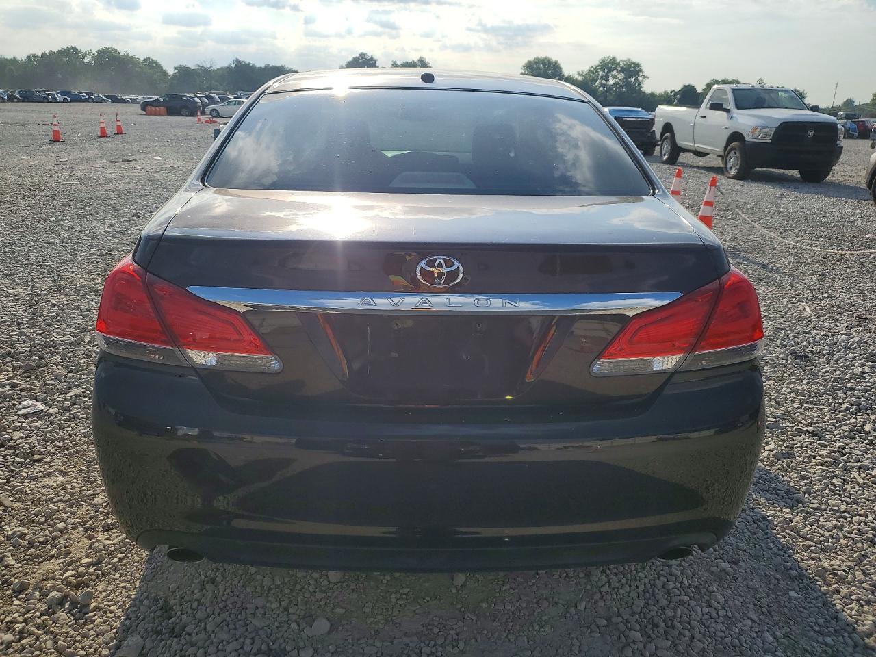 Toyota Avalon Limited