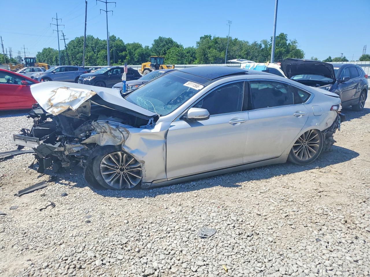 Salvage Hyundai Genesis Image