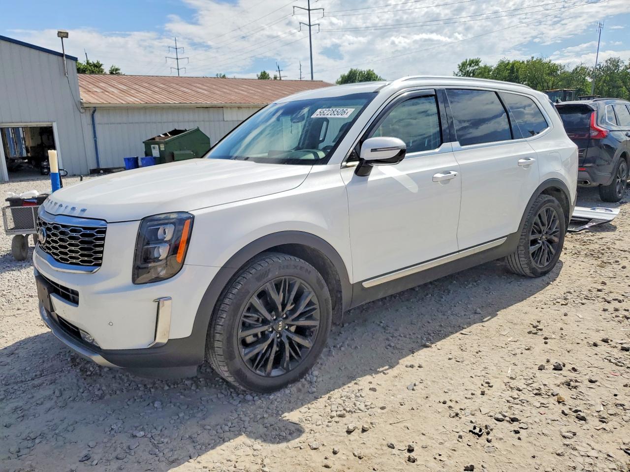 Salvage Kia Telluride Image