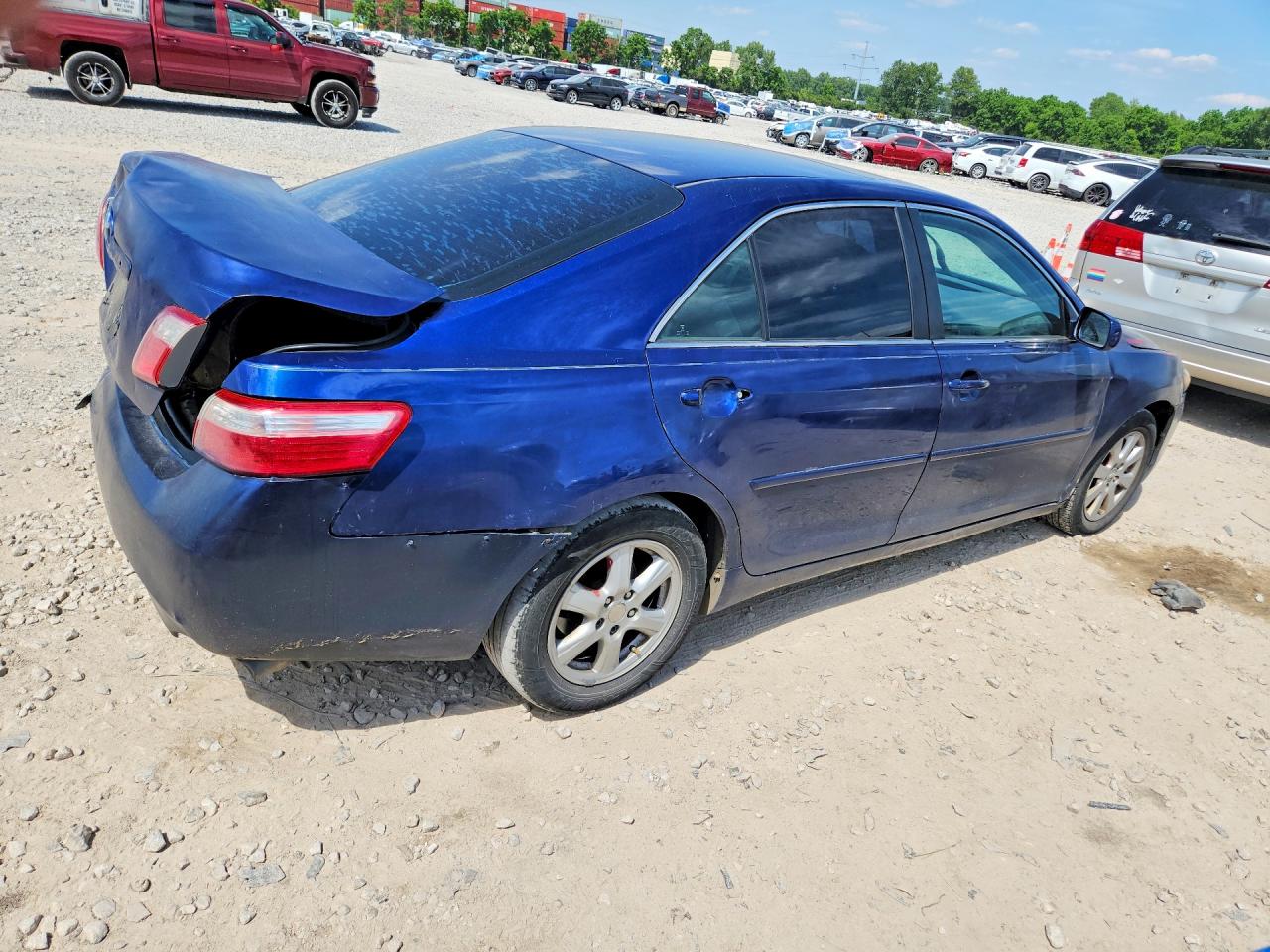 Toyota Camry Xle V6