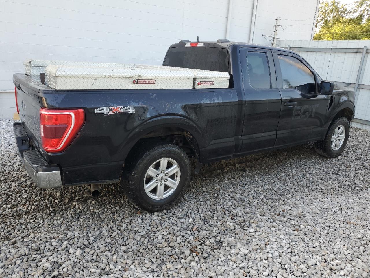 Ford F-150 Super Cab