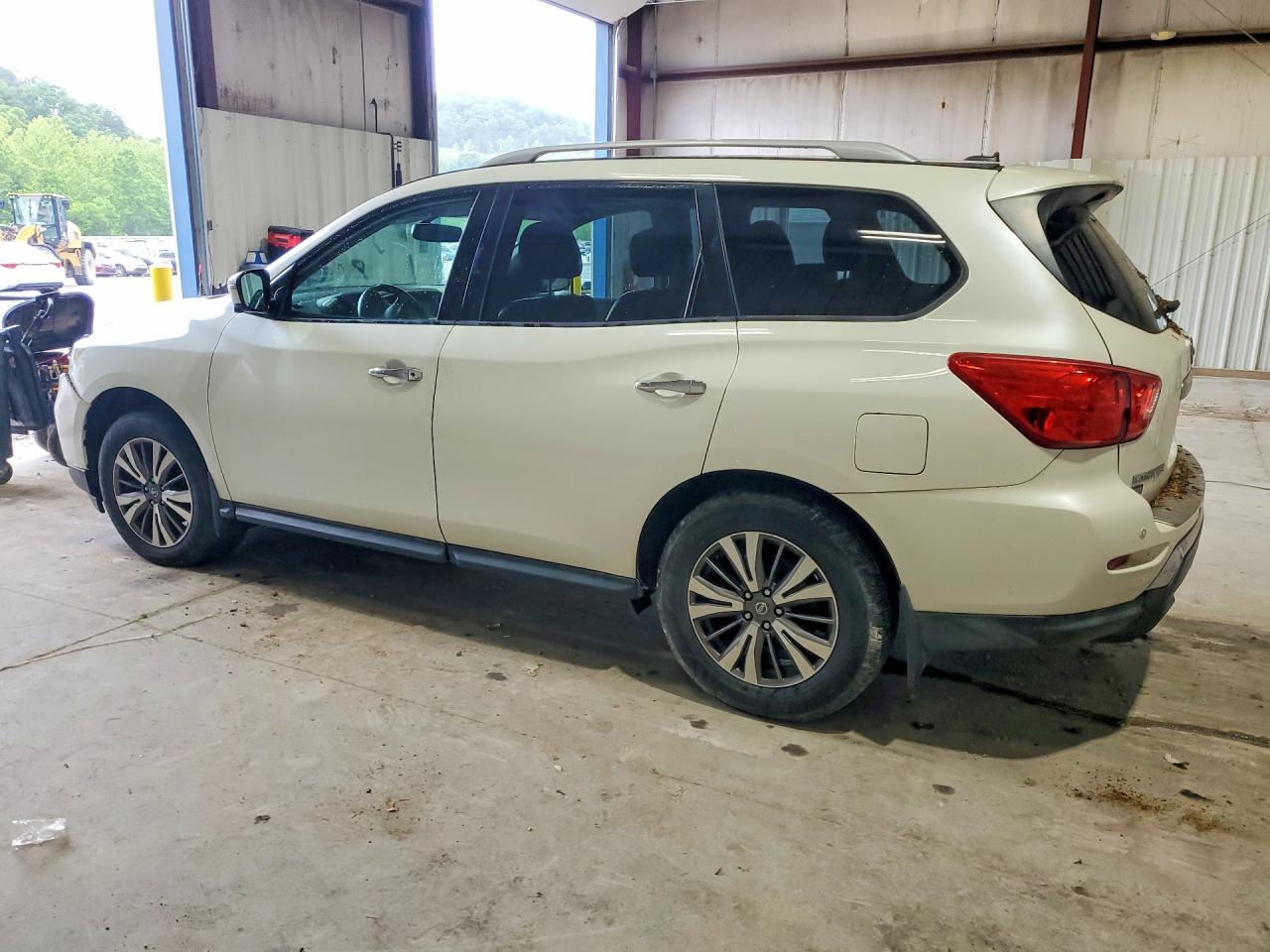 Nissan Pathfinder Sl