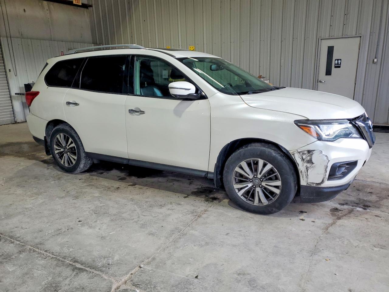 Nissan Pathfinder Sl