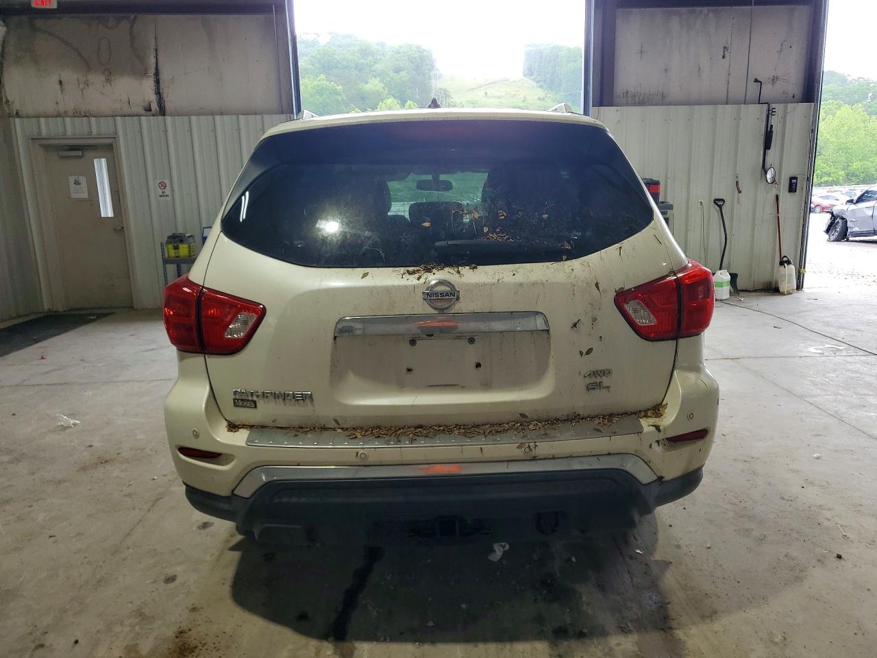 Nissan Pathfinder Sl