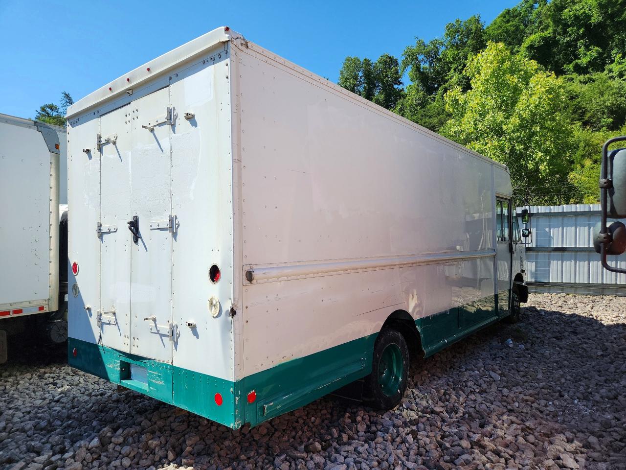 Freightliner Chassis M Line Walk-in Van
