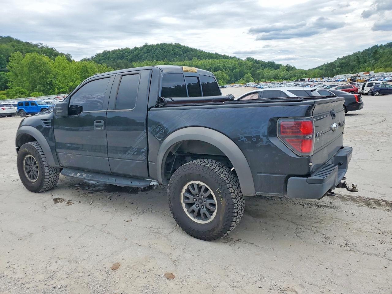 Ford F-150 Super Cab