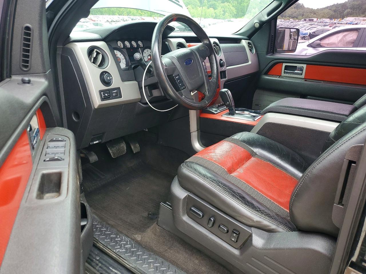 Ford F-150 Super Cab