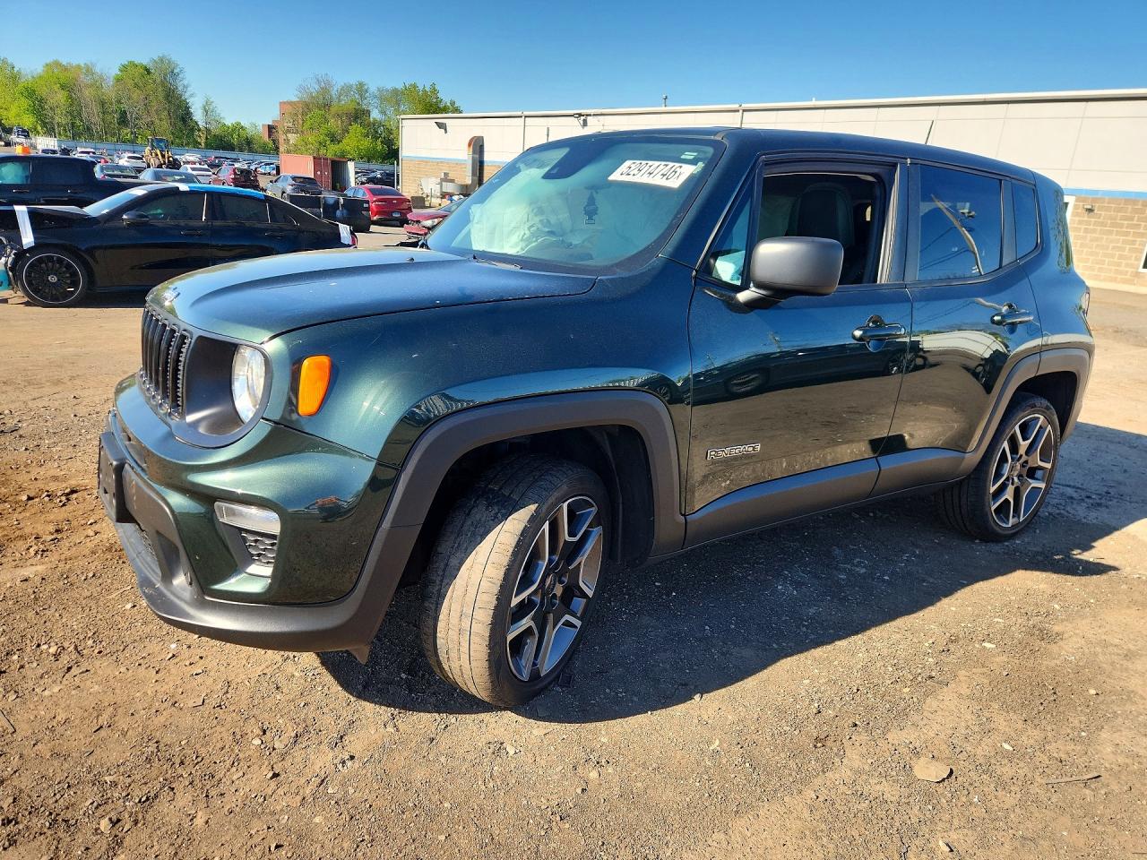 Salvage Jeep Renegade Image