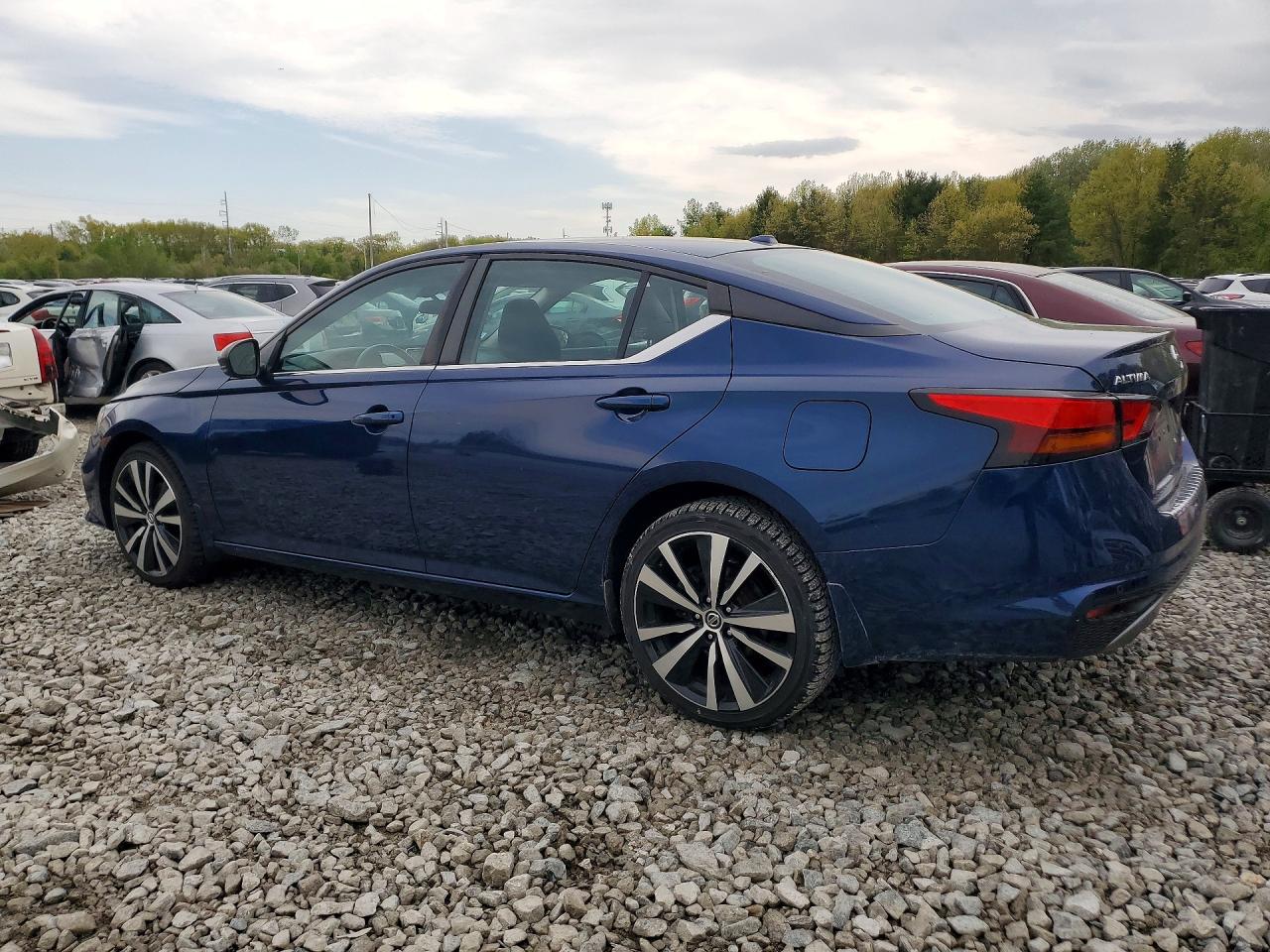 Nissan Altima Sr