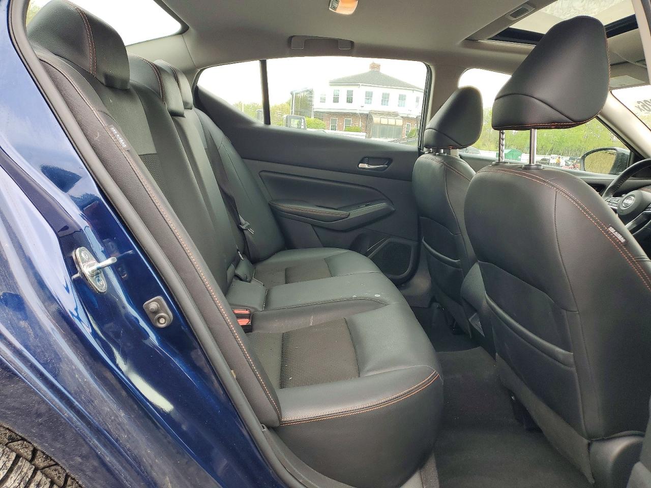 Nissan Altima Sr