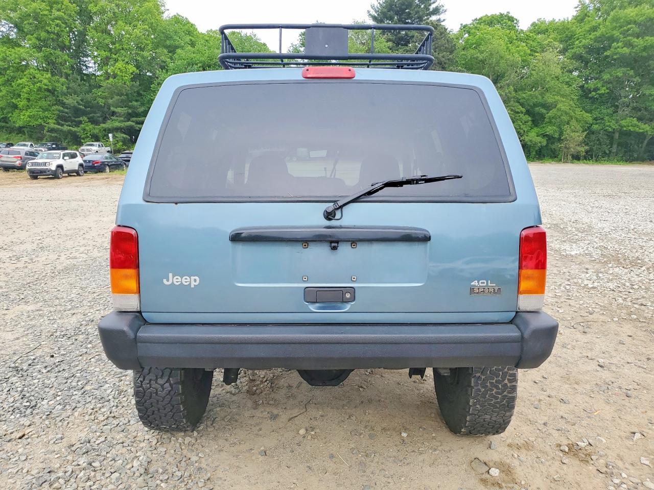 Jeep Cherokee Sport