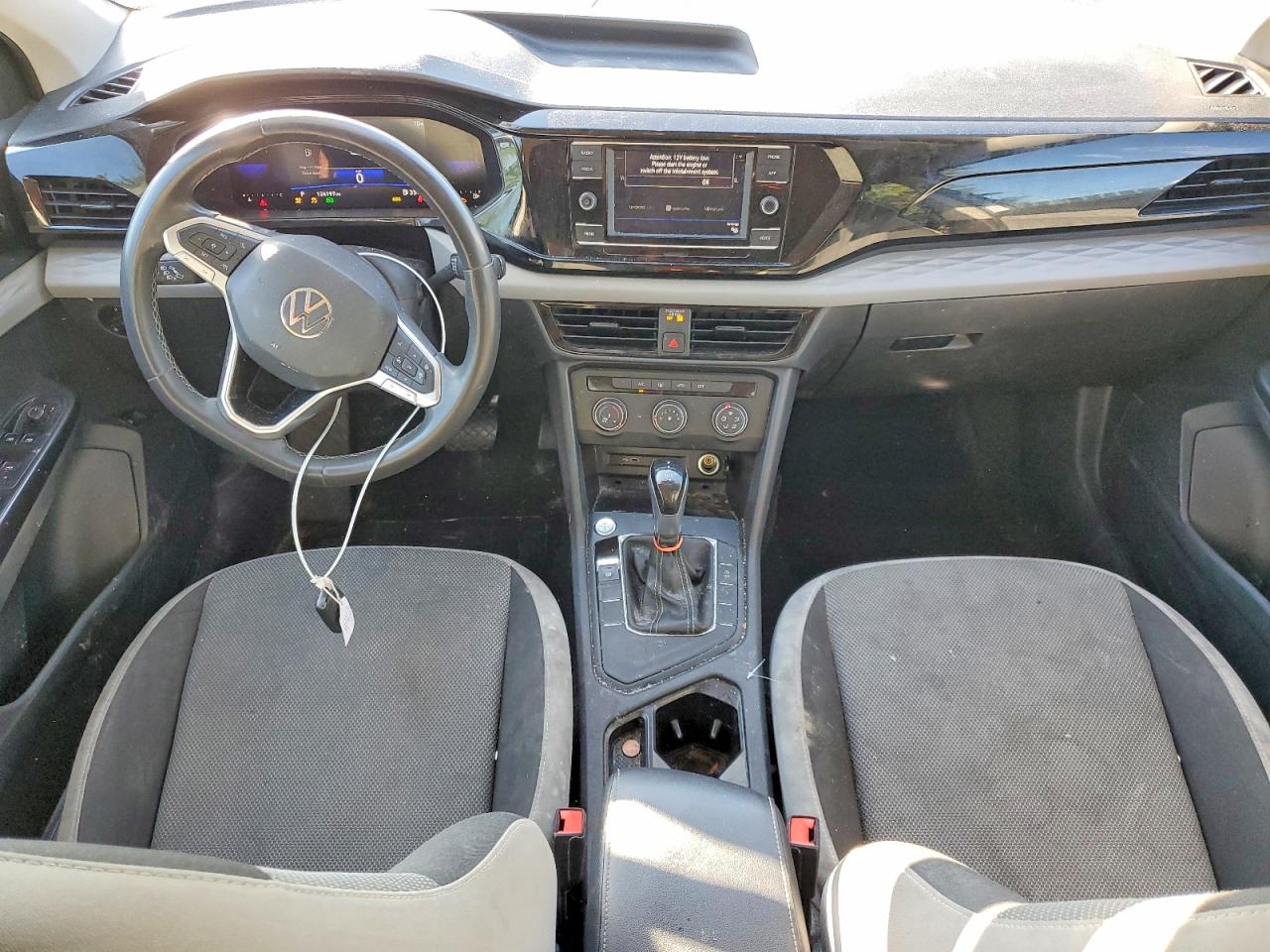 Volkswagen Taos S