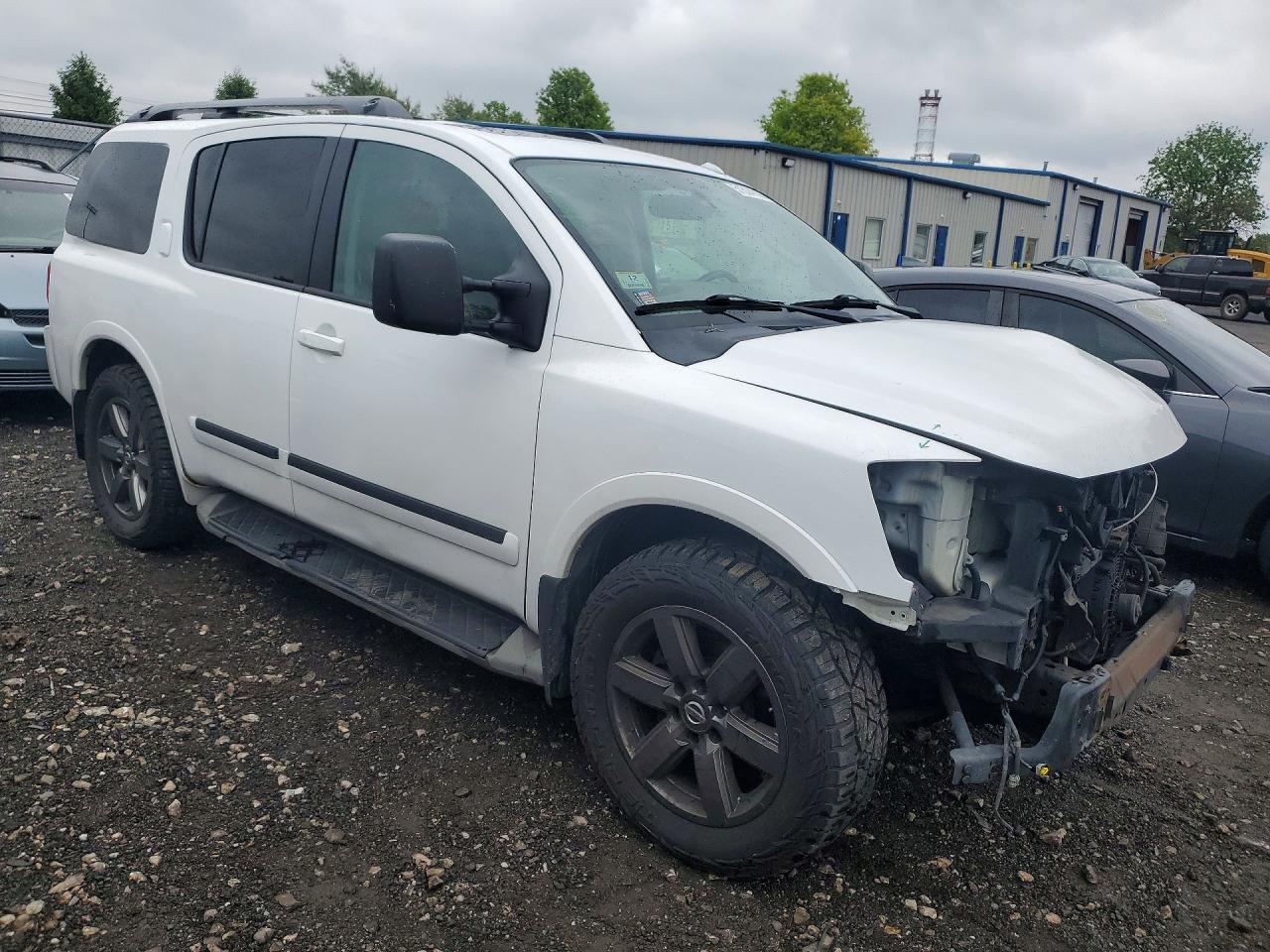 Nissan Armada Platinum