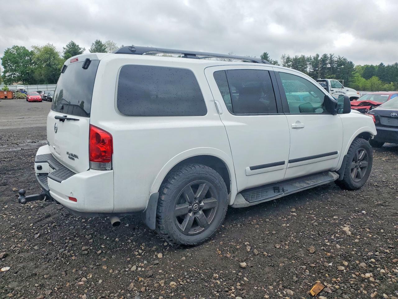 Nissan Armada Platinum