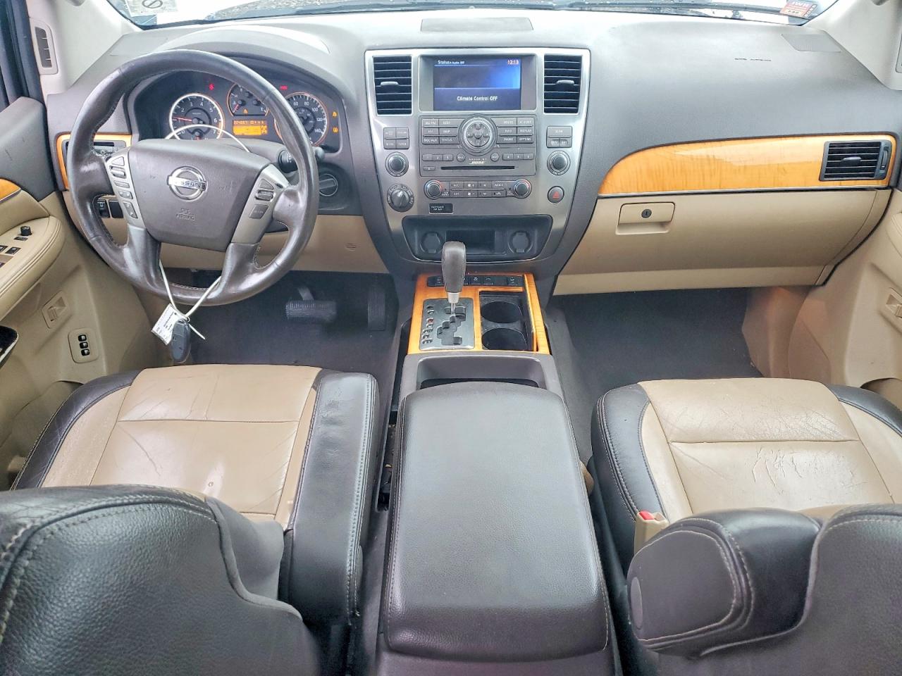 Nissan Armada Platinum