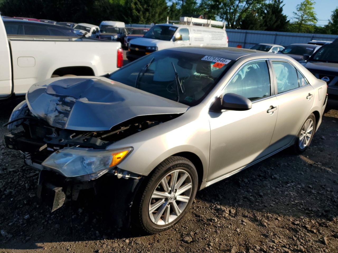 Salvage Toyota Camry Image
