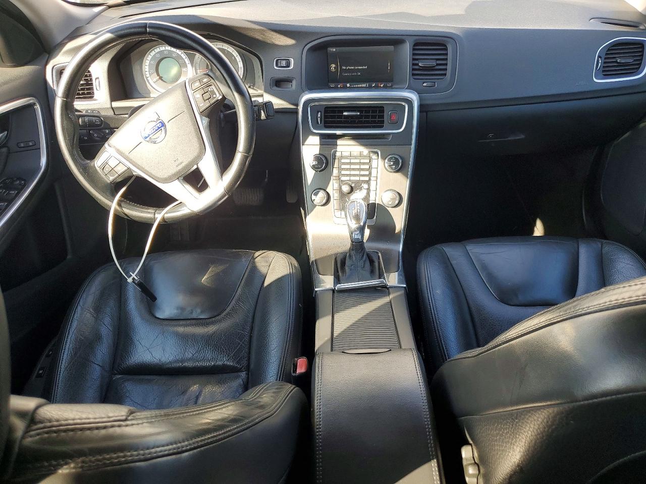 Volvo S60 T5
