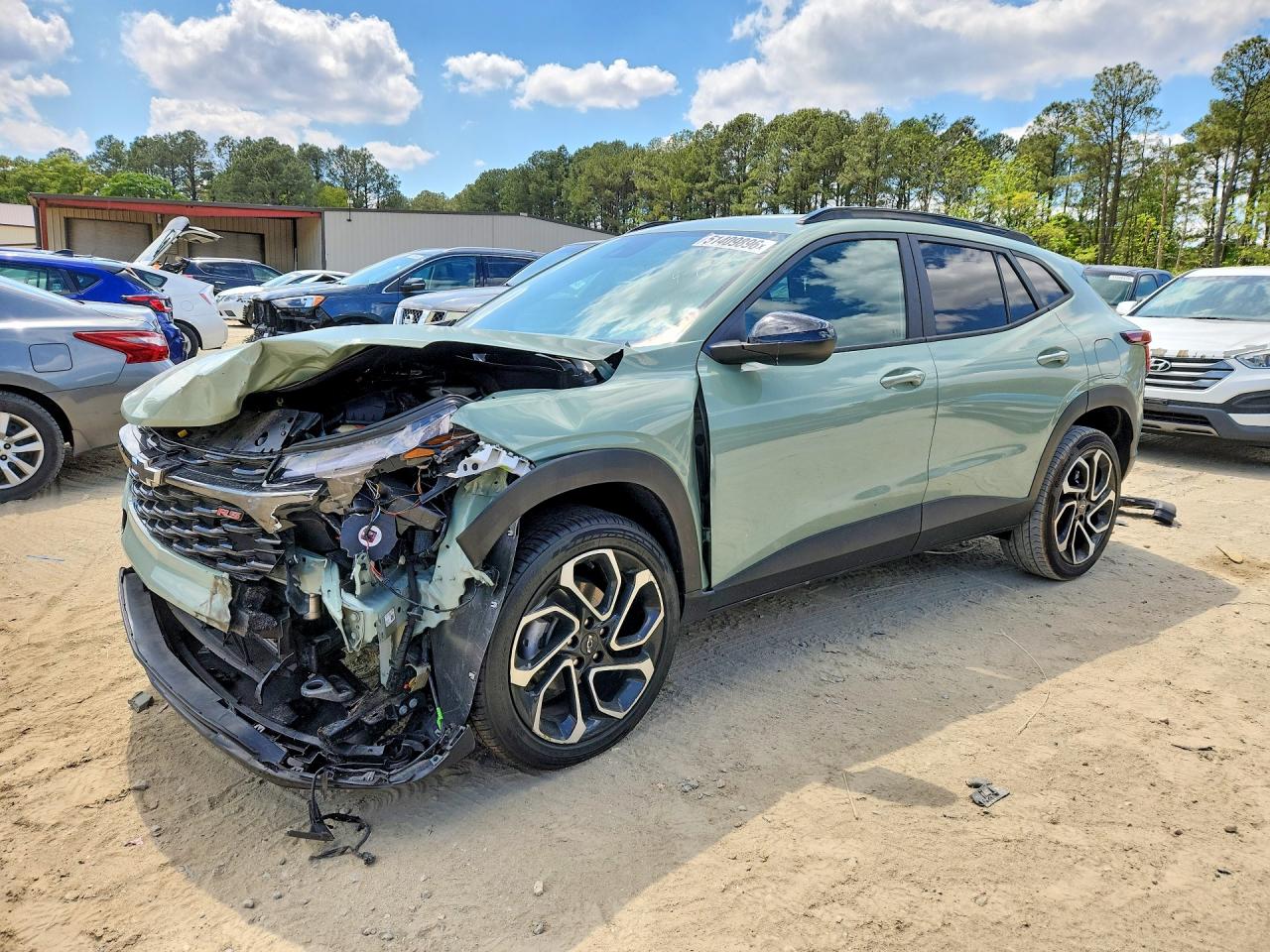 Salvage Chevrolet Trax Image
