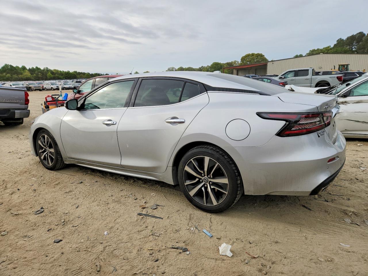 Nissan Maxima Sv
