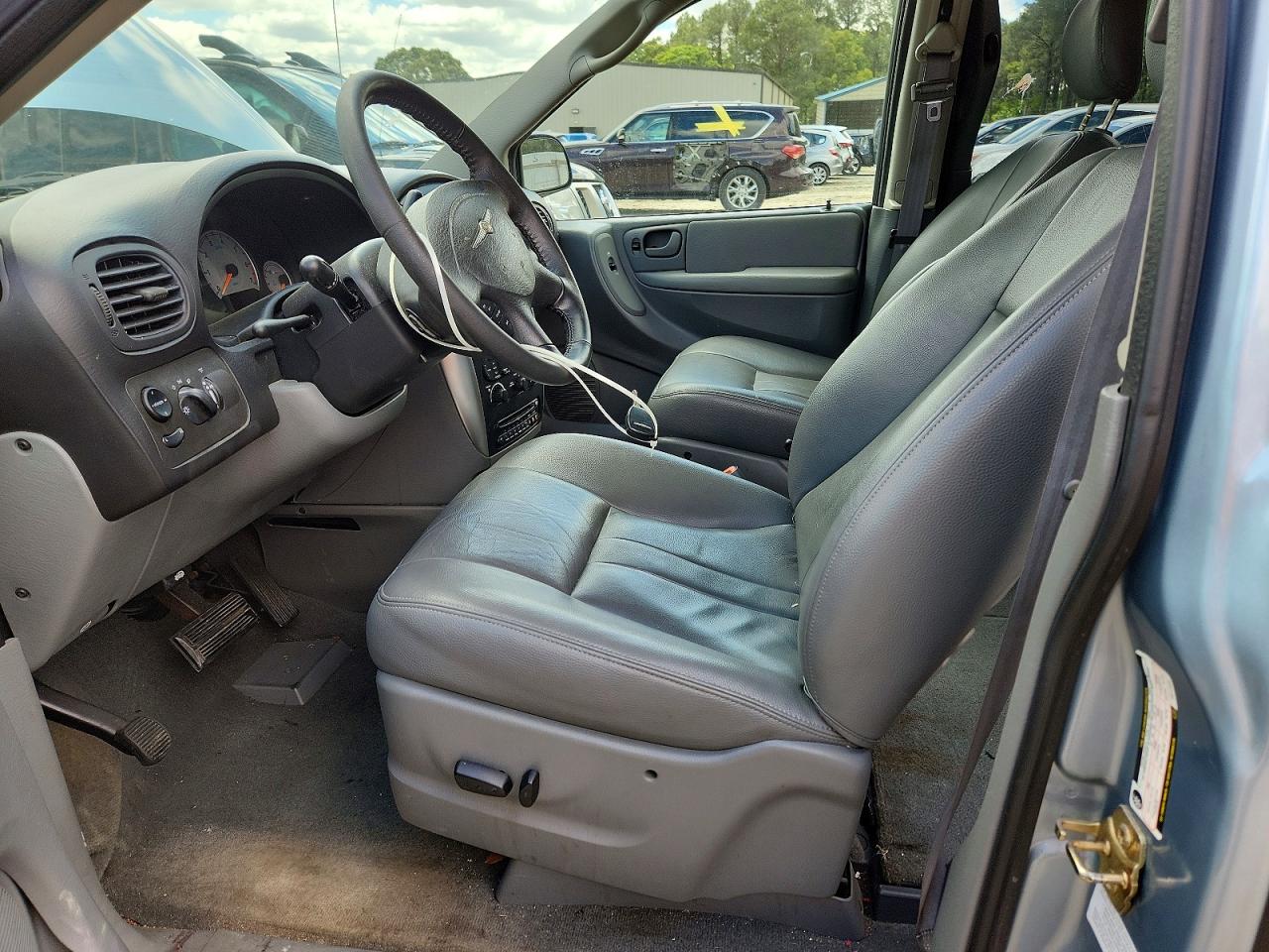 Chrysler Minivan Touring