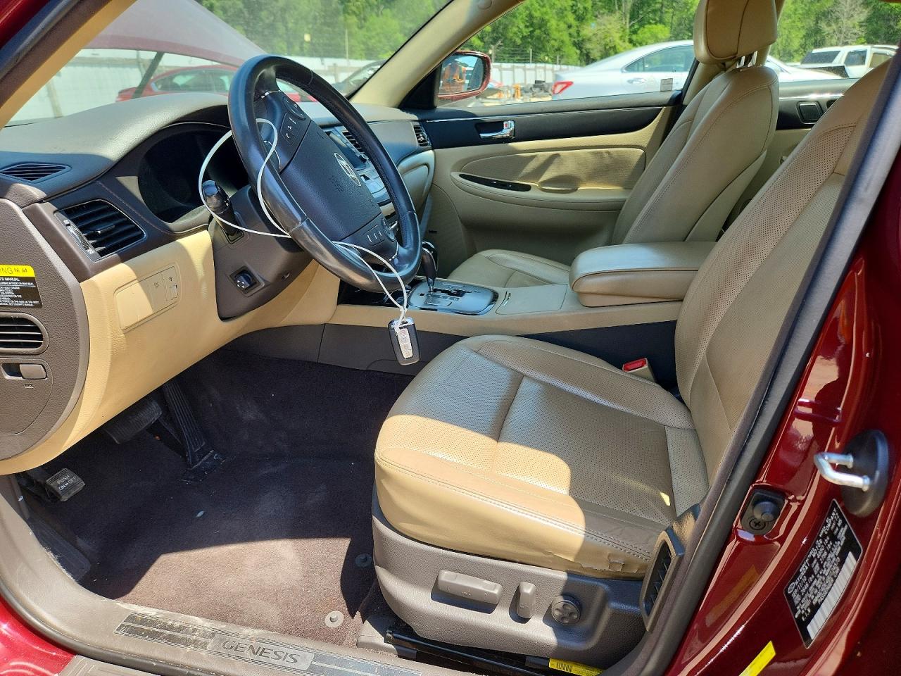 Hyundai Genesis 3.8l