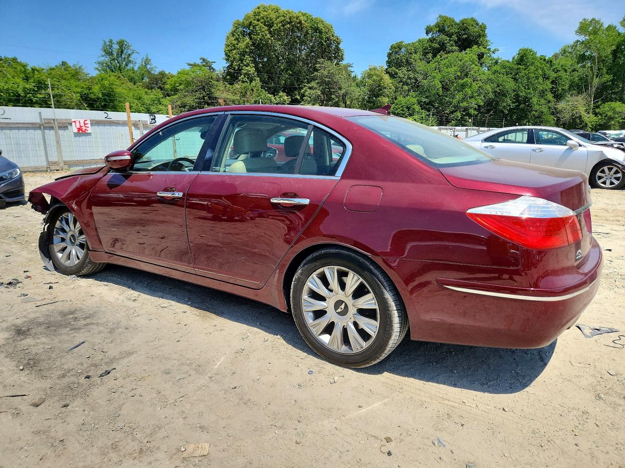 Hyundai Genesis 3.8l