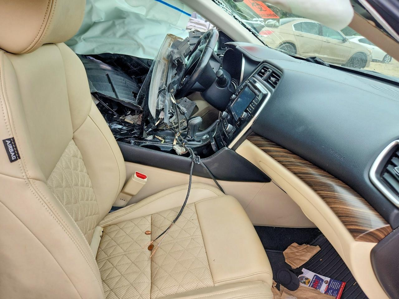 Nissan Maxima Platinum