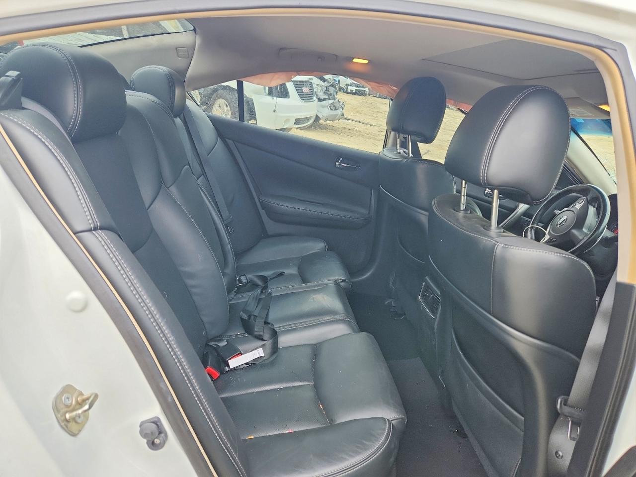 Nissan Maxima