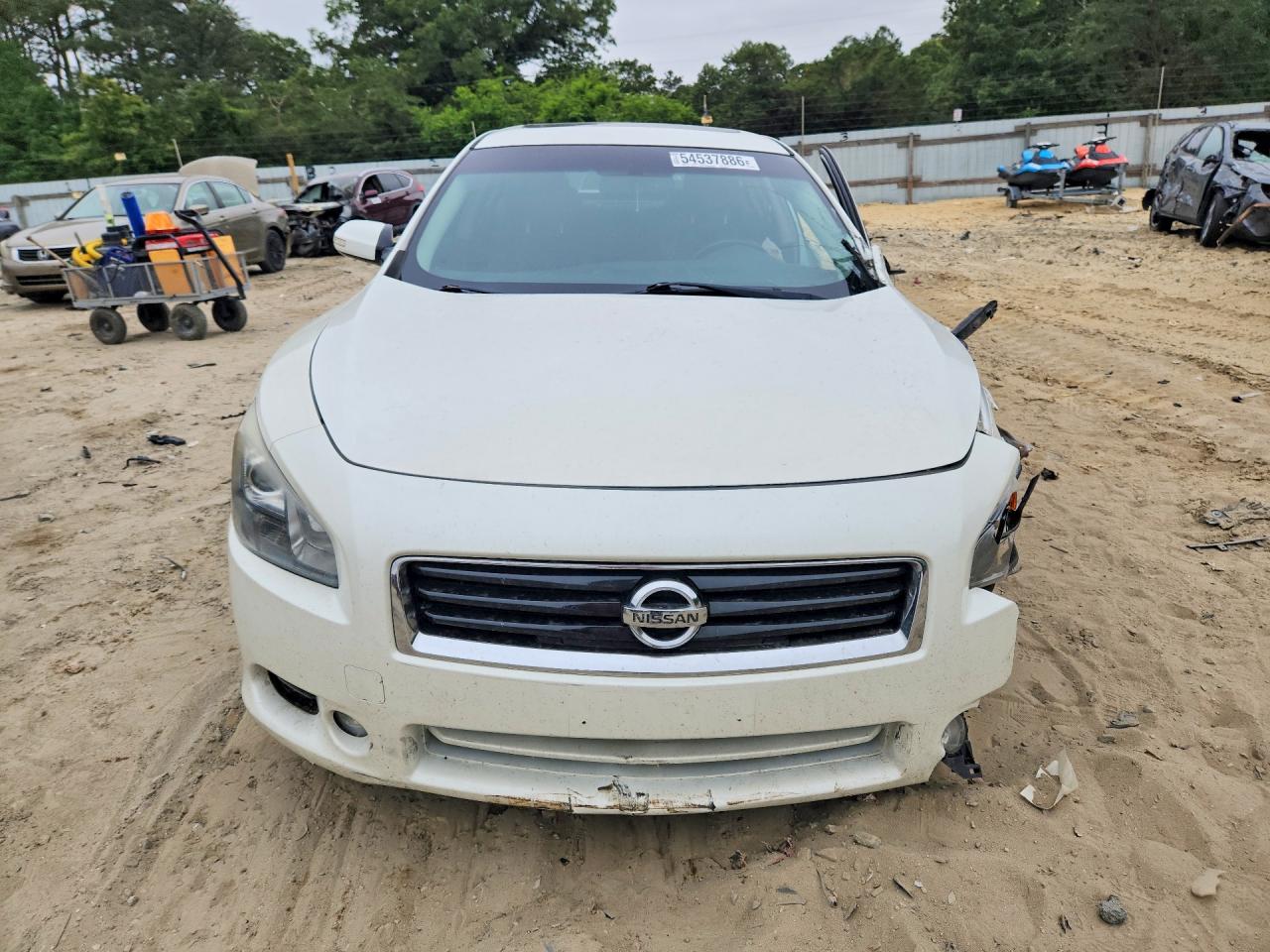 Nissan Maxima