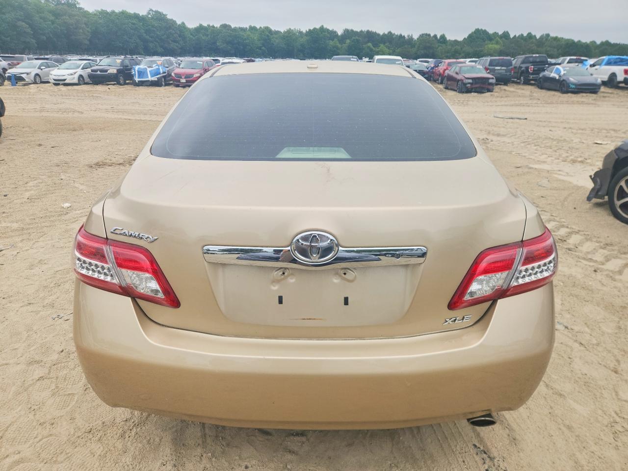 Toyota Camry Xle