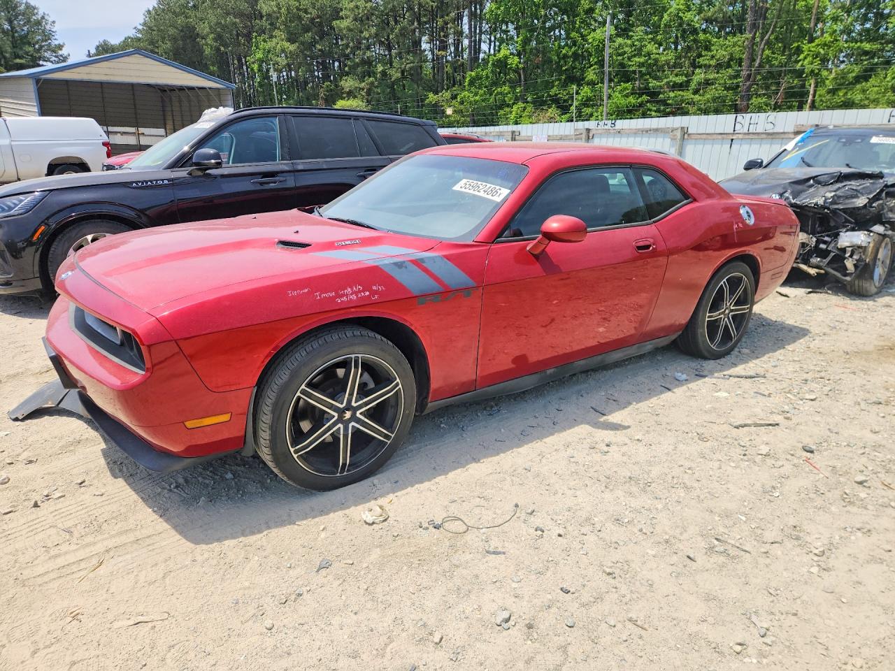 Salvage Dodge Challenger Image