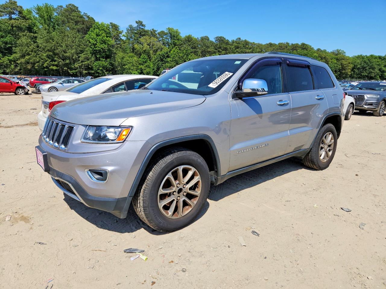 Salvage Jeep Cherokee Image