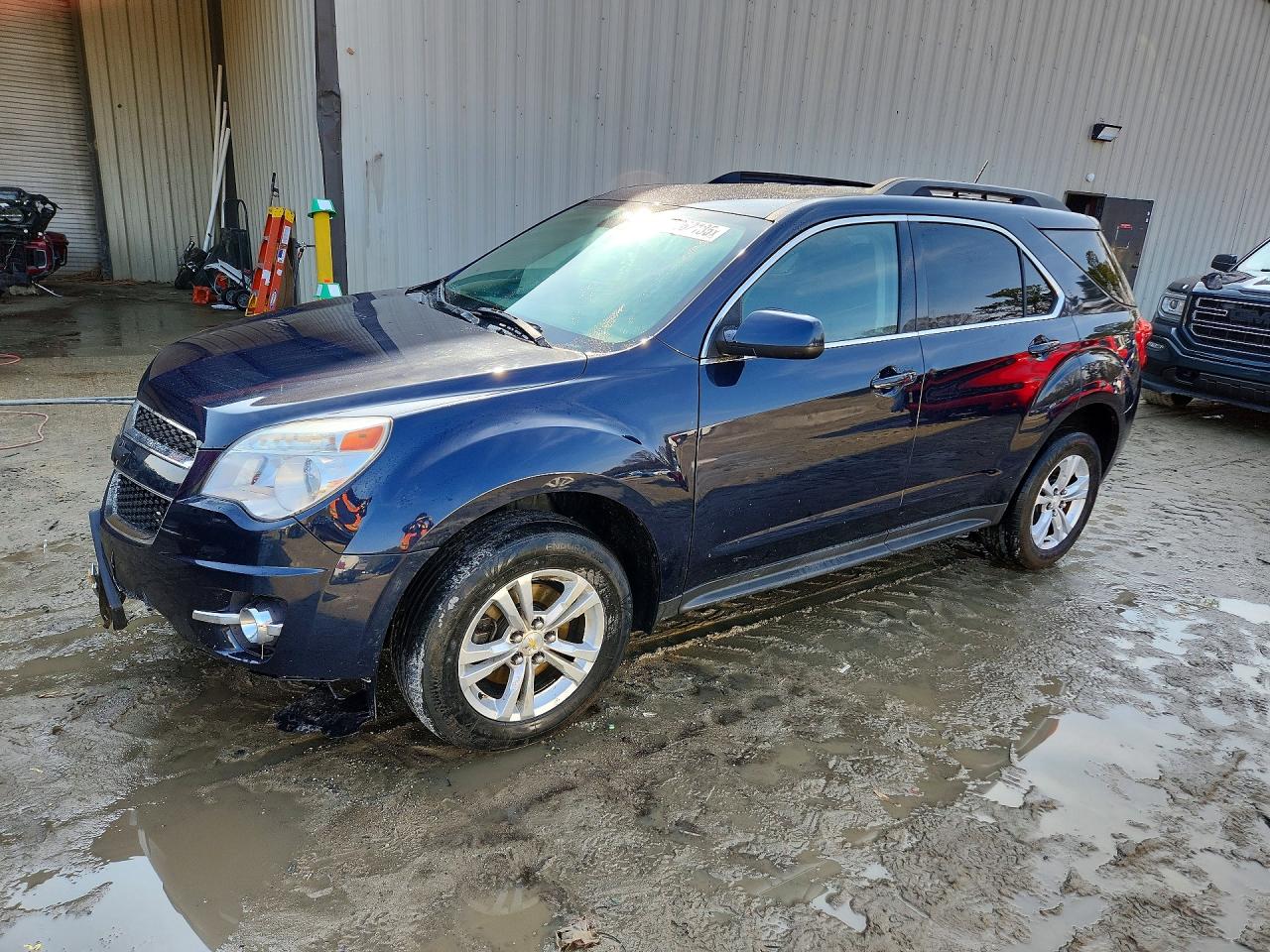 Salvage Chevrolet Equinox Image